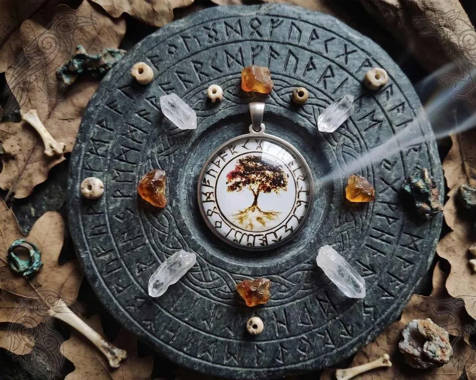 Great Yggdrasil amulet